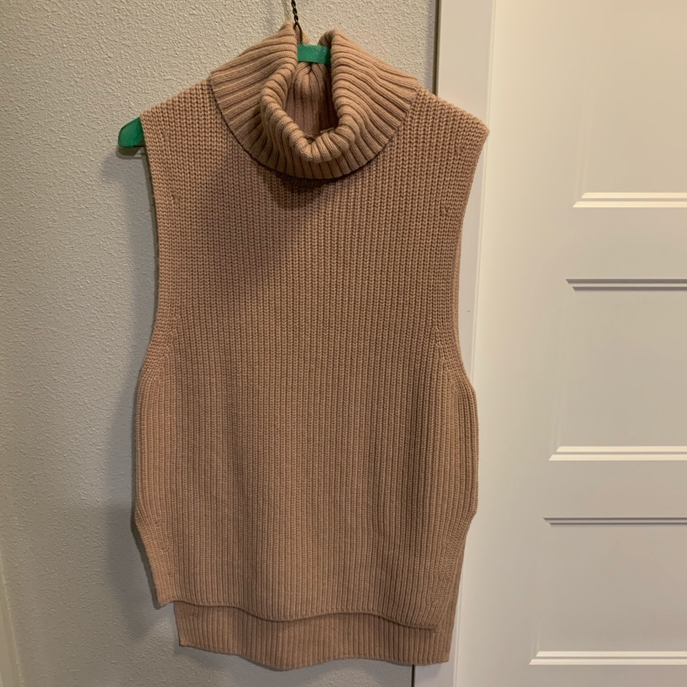 Sweater Vest